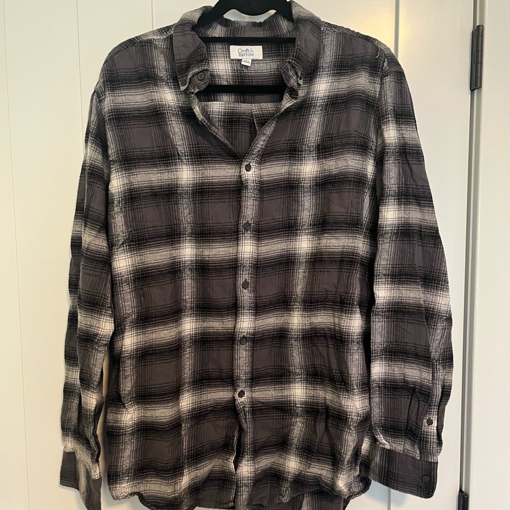 Men’s Flannel Button Up